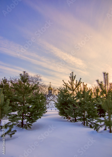 Obraz na płótnie Winter sunset landscape with colorful sky and white Cathedral in w salonie
