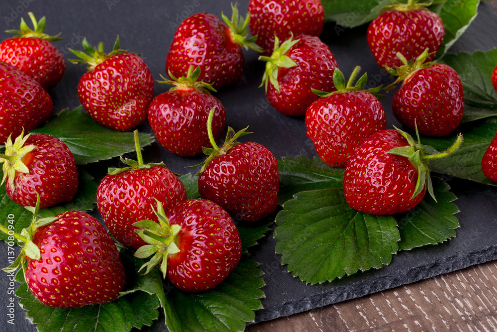 red ripe strawberries red ripe strawberries