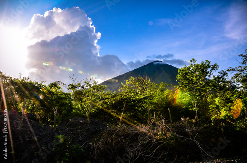 Obraz na płótnie Ometepe Volcano w salonie