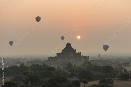 Sunrise at Bagan