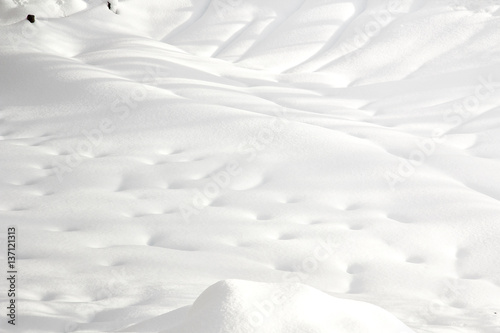 schnee winter spuren © Helmut
