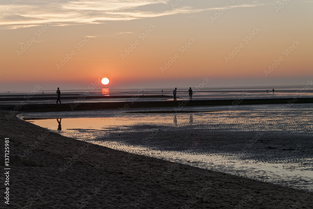 Fototapeta premium Sunset over the North sea