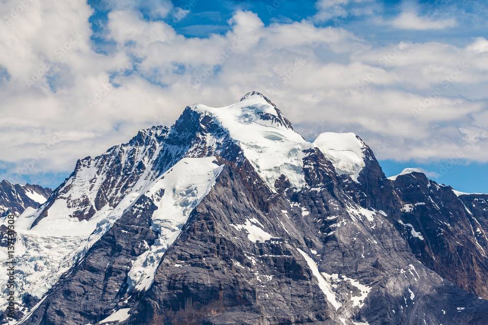Obraz premium Stunning view of Jungfrau from Schilthorn