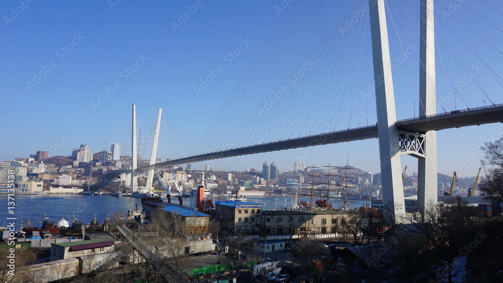 Fototapeta premium Мост. Владивосток. Приморье. Россия.