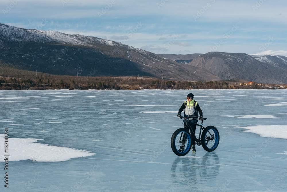 Fototapeta premium Fatbike. Fat tire bike.