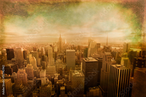 Canvas Print New York City skyline view across Manhattan with vintage texture effect