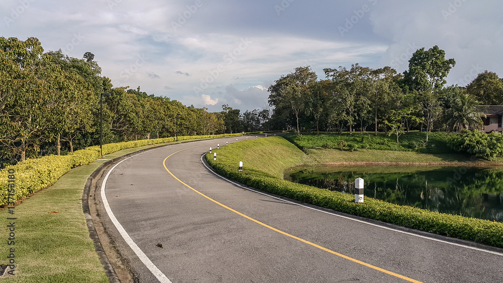 Rajjaprabha Dam A multipurpose dam to improve water supply and electric power development plan and Social Issue in Suratthani Thailand. Rajjaprabha Dam A multipurpose dam to improve water supply and electric power development plan and Social Issue in Suratthani Thailand.