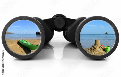 Binoculars Reflecting beach