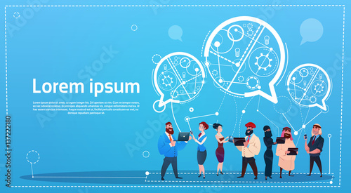 Mix Race People Group Using Gadgets Chat Bubbles Social Network Communication Concept Flat Vector Illustration
