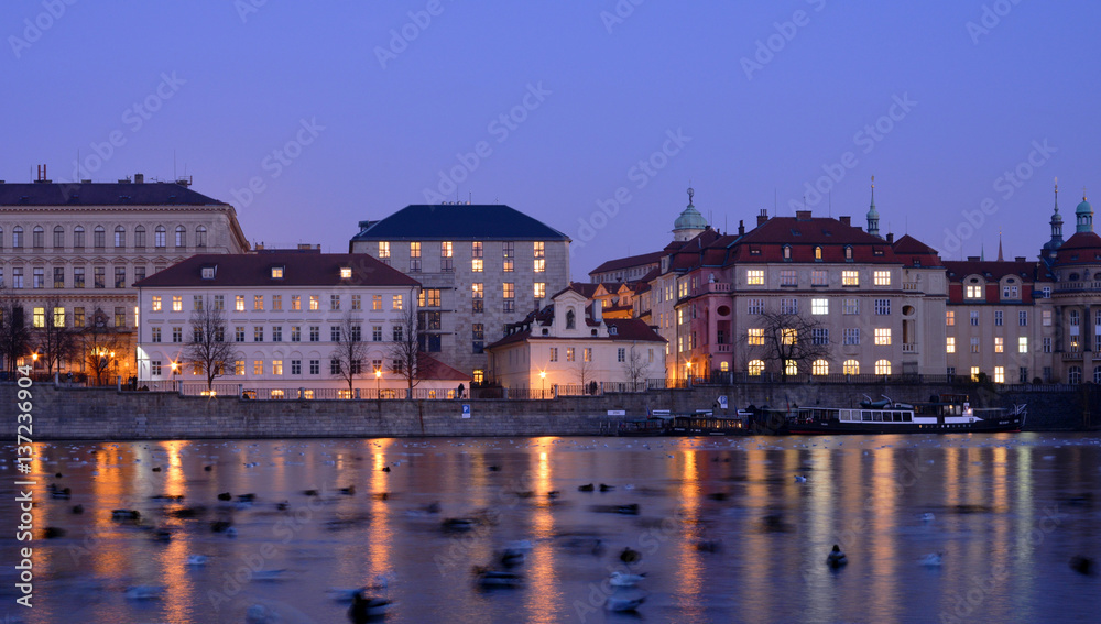 Prag buildings on the waterfront
