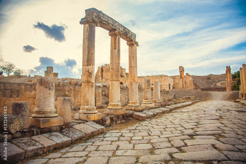 Ancient Roman ruins of temple in Jerash, Jordan