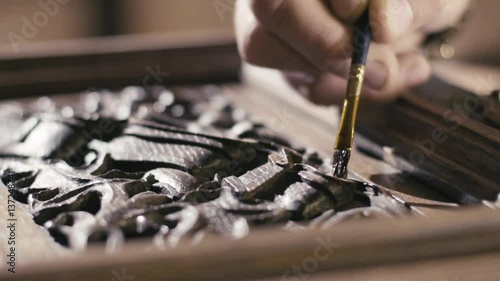 lacquer coating with slider