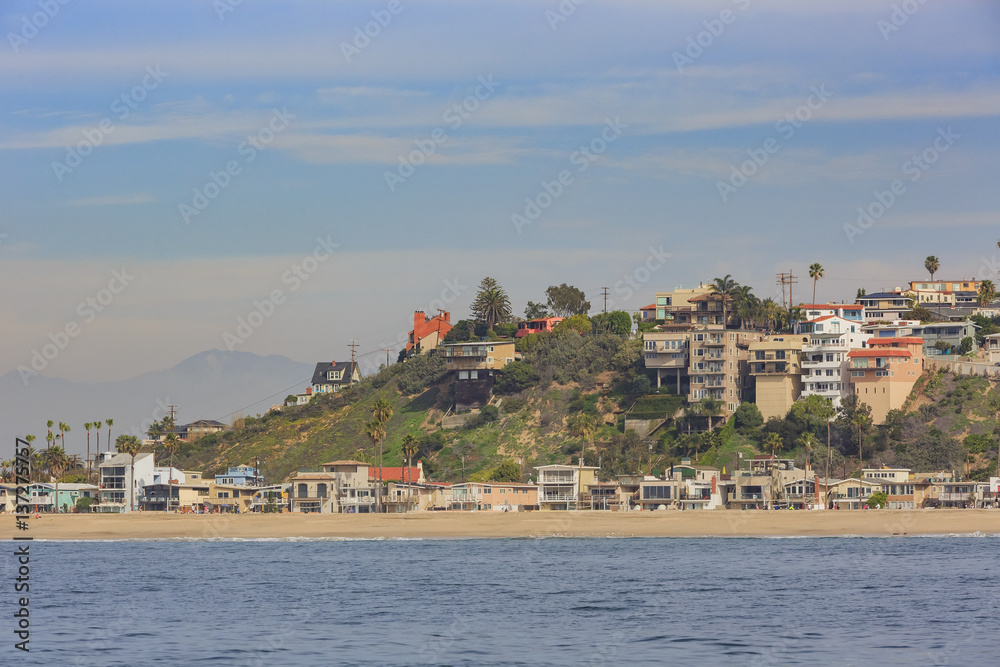 Morning view of the shore near Manhattan Beach and Redondo Beach