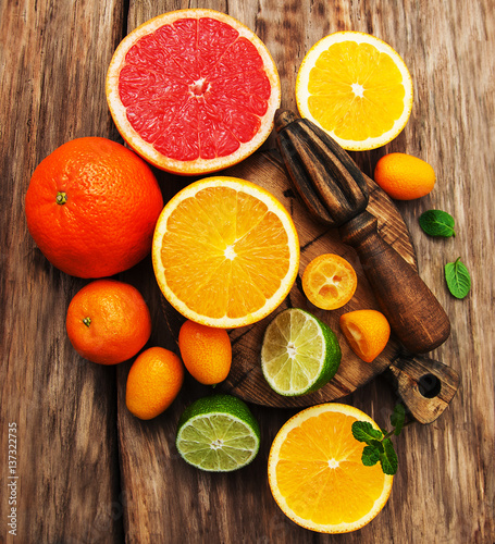 Fresh citrus fruits