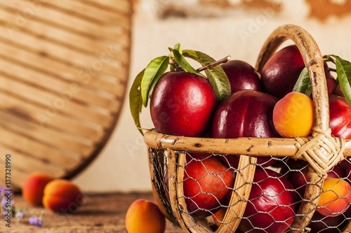 corbeille de fruits photo