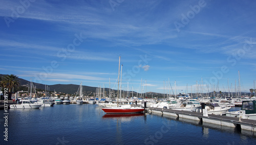 Port du Lavendou © hassan bensliman