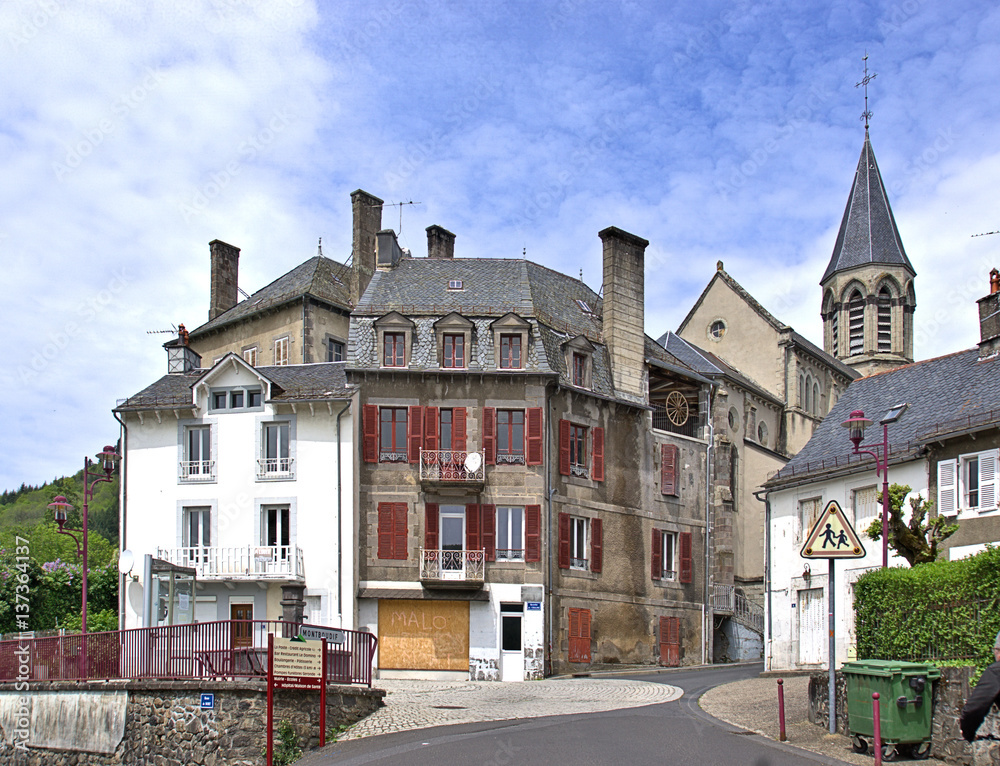 Die Ortschaft Condat in der Auvergne