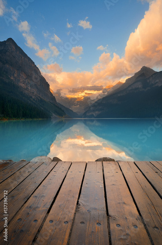 Fototapeta Naklejka Na Ścianę i Meble -  Banff National Park