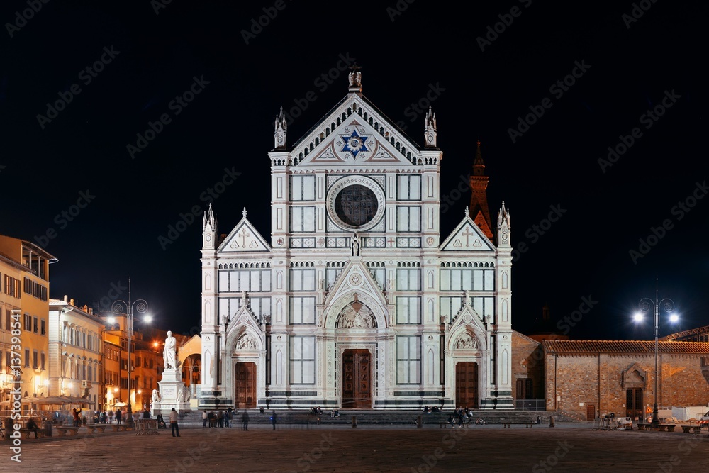 Fototapeta premium Basilica di Santa Croce Florence at night
