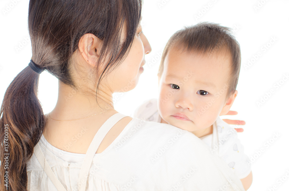 赤ちゃん ママにだっこ 赤ちゃん ママにだっこ