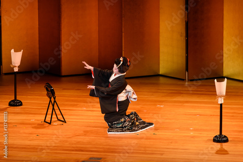Fototapet Japanese dance