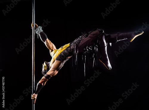 On the pole bodyart Scorpion photo