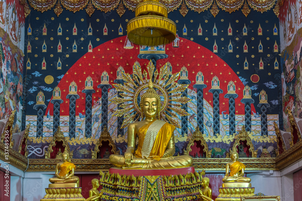 Thai buddha statue