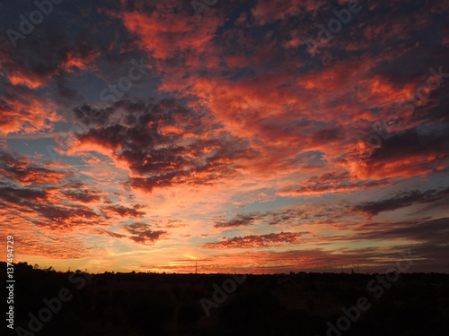 Fototapeta Naklejka Na Ścianę i Meble -  Beautiful Cloudy Sunset