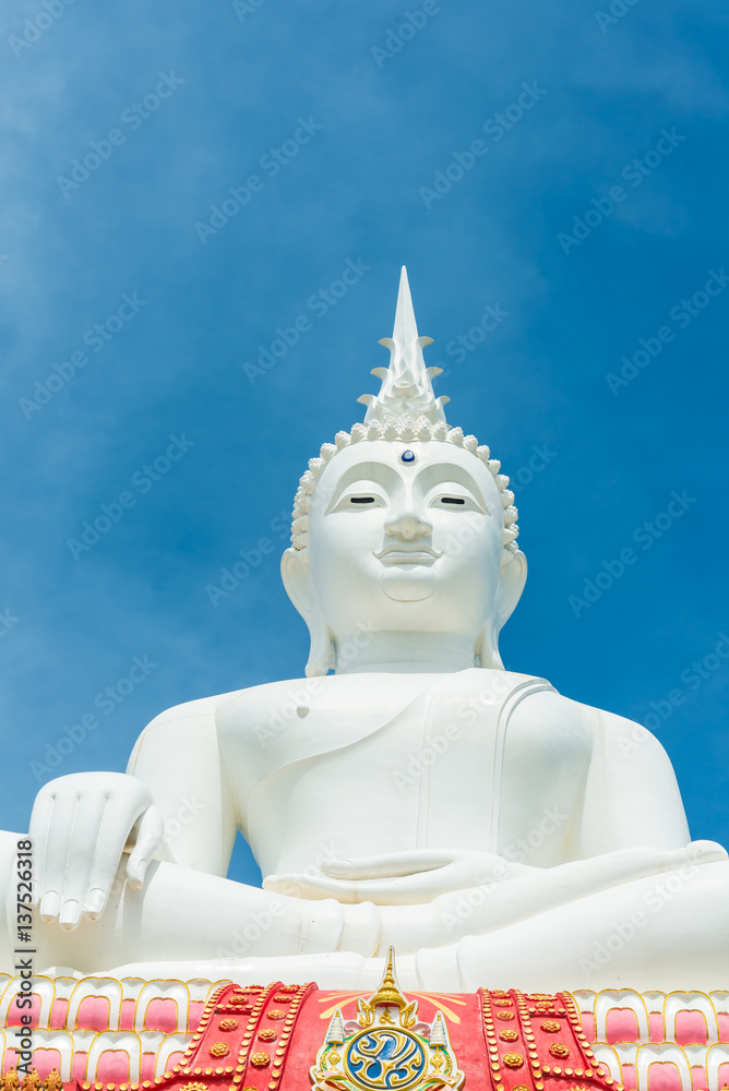 Buddha statue