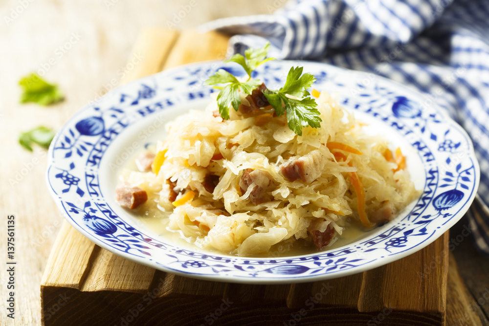 Sauerkraut stew with sausage Sauerkraut stew with sausage