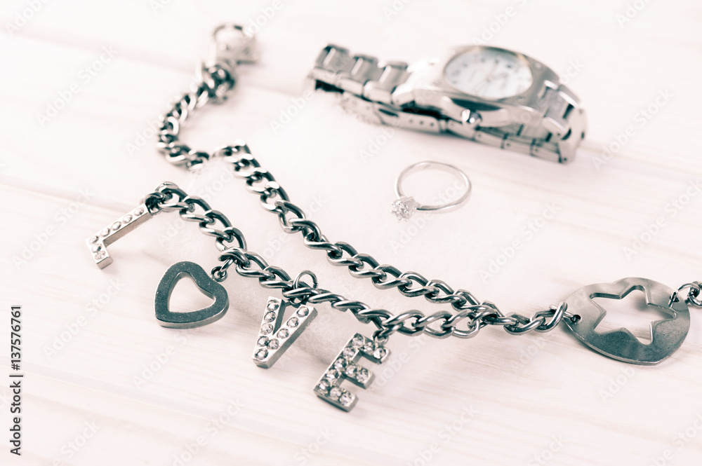 abstract the word love