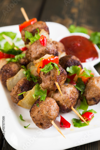 Kebab with meat balls and vegetables