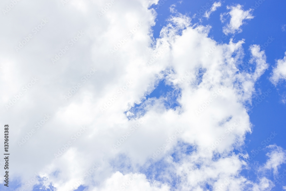 Obraz premium Blue sky with clouds. Cloudy blue sky.