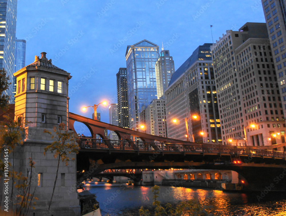 Chicago bridge at night