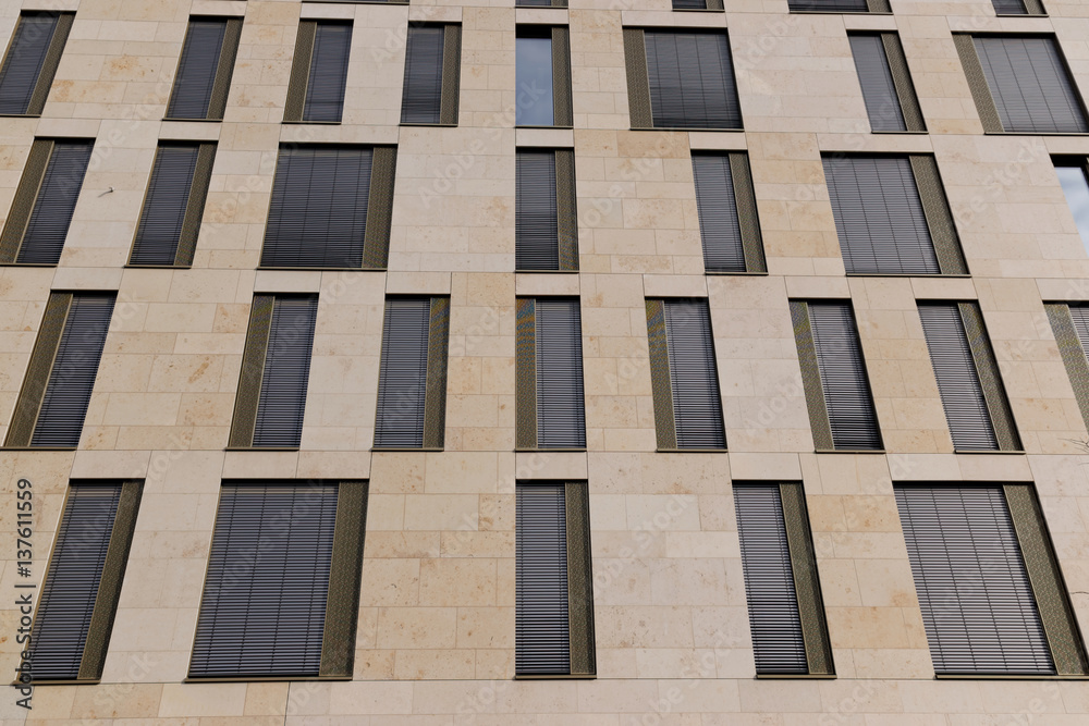 Modernes Bürogebäude - Fassade Modernes Bürogebäude - Fassade