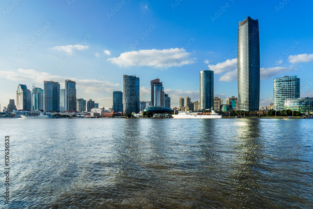 Obraz premium landmarks of Shanghai with Huangpu river in China.