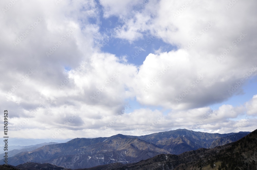 山と雲 山と雲