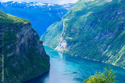 Fototapeta Naklejka Na Ścianę i Meble -  Geiranger fjord scenic view