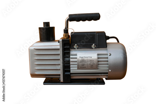 Foto Vacuum pump (oil-lubricate rotary vane) isolated on white background