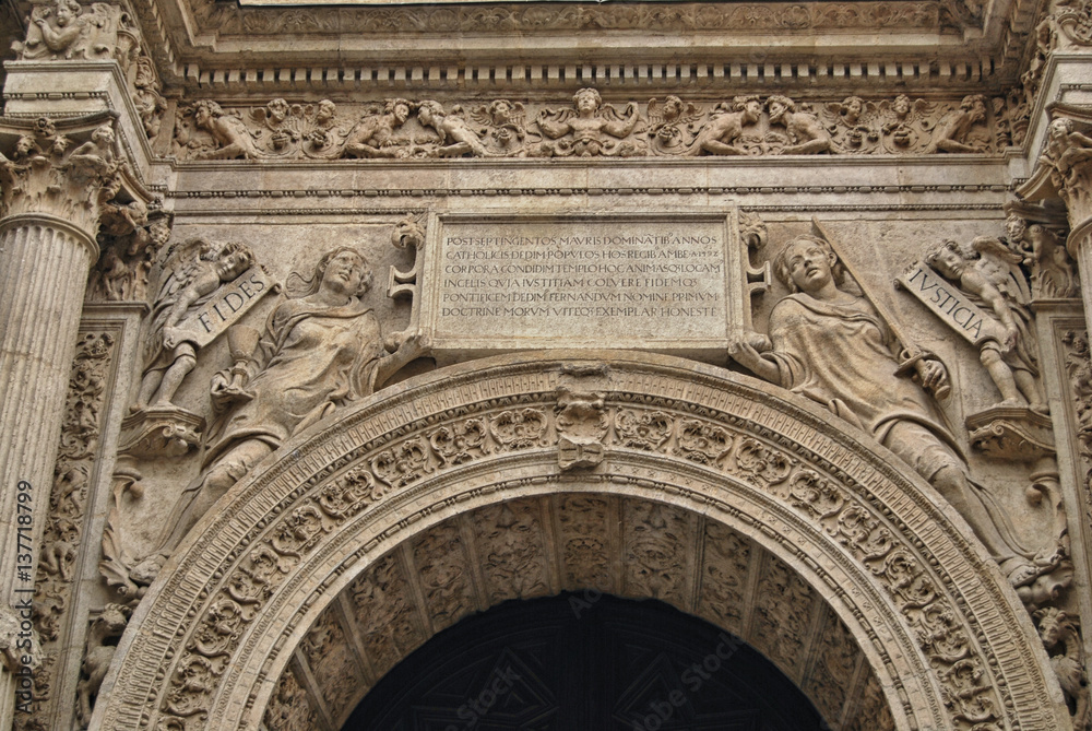 Detalle Puerta Catedral de Granada