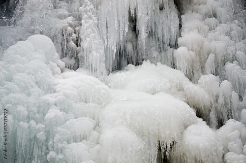 The ice stalactite ice