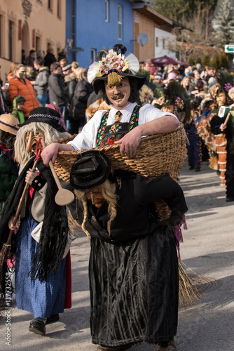 Matschgerer Fasching Karneval Umzug Absam Tirol Österreich photo