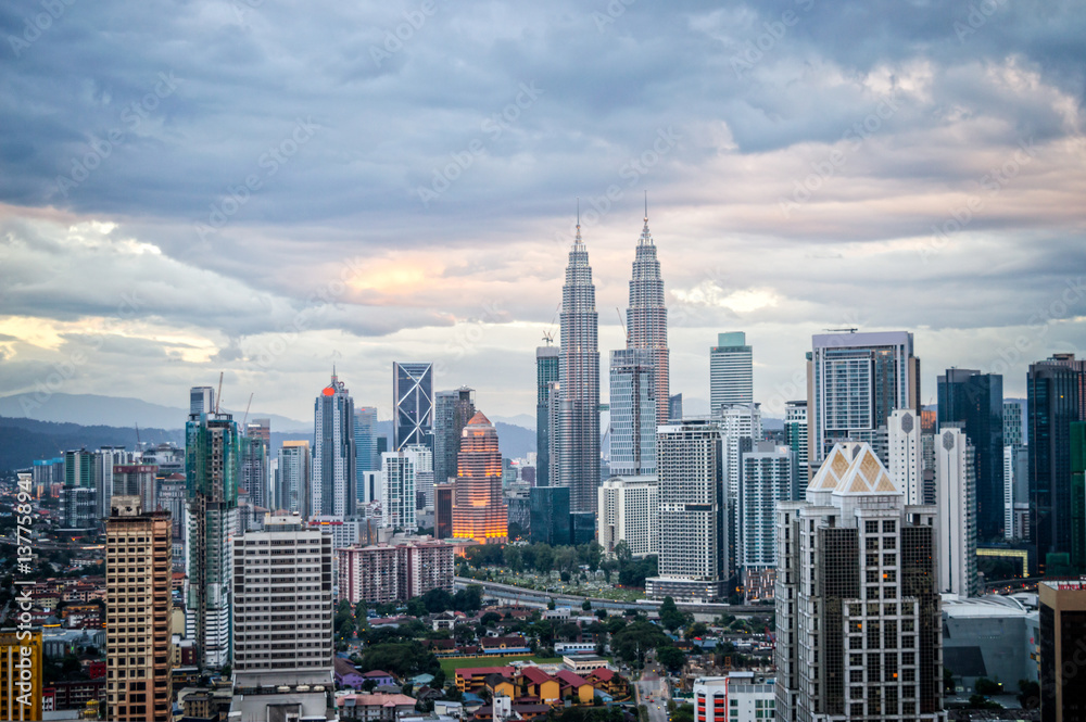 Naklejka premium Widok na panoramę Kuala Lumpur, Malezja