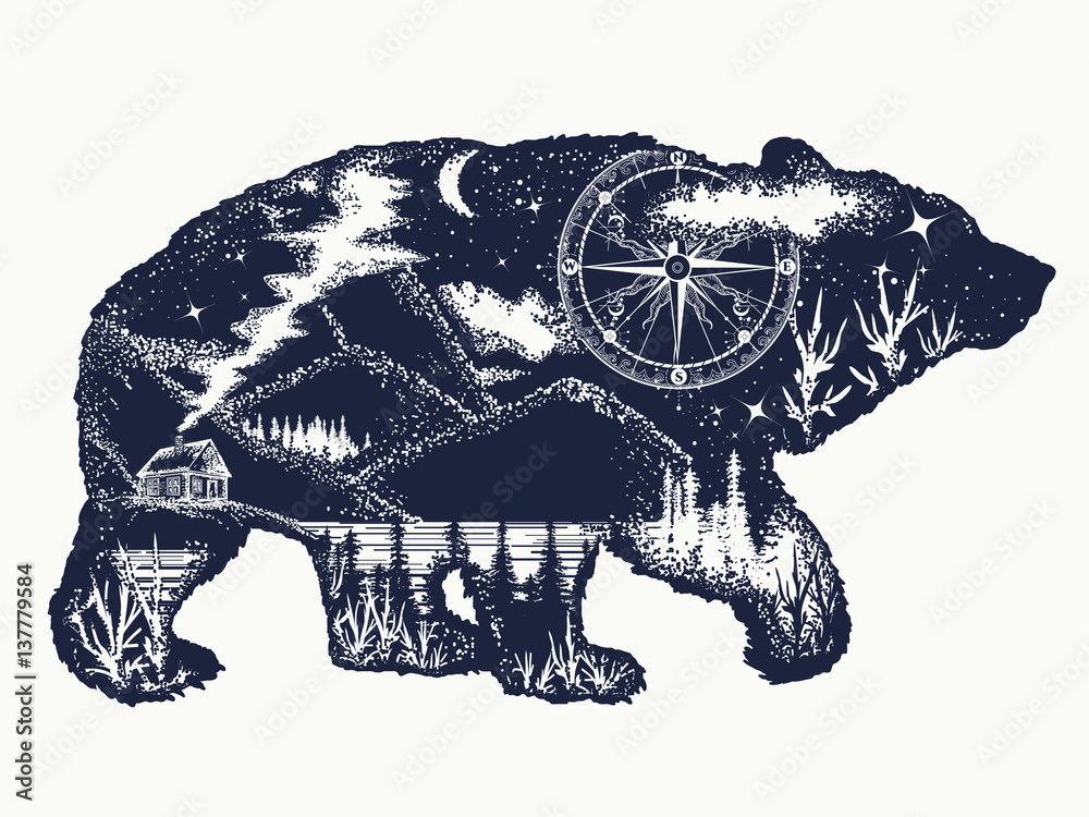Obraz premium Niedźwiedź sztuka tatuażu z podwójną ekspozycją. Symbol turystyki, przygoda, świetny plener. Góry, kompas