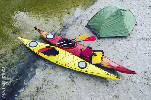 A couple kayaking on Crescent Lake in Olympic Park, USA