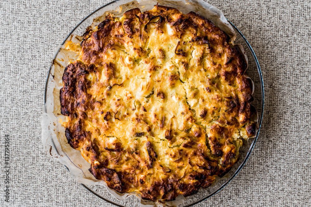 Vegetable pie with leek and cheese / Pirasali Borek Vegetable pie with leek and cheese / Pirasali Borek