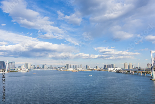 東京湾と大都市 © kurosuke