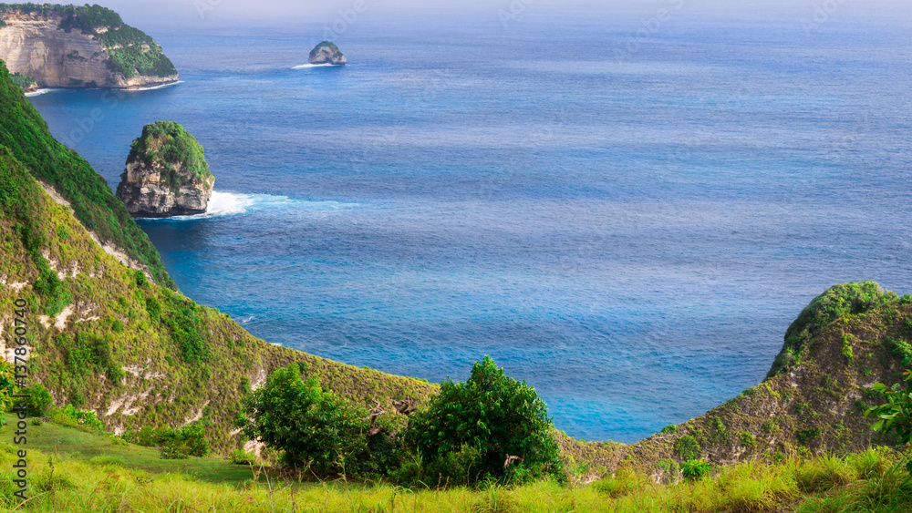 Coastline, Thousand Island, near Manta Bay or Kelingking Beach on Nusa Penida Island, Bali, Indonesia