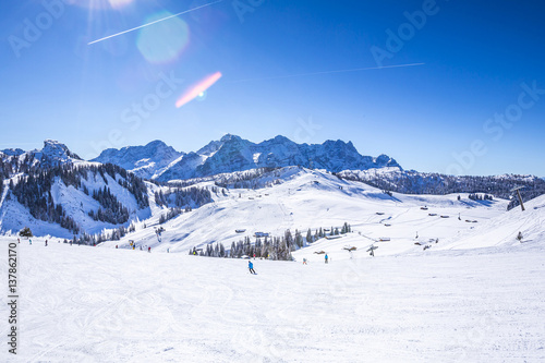 Skigebiet in den Alpen