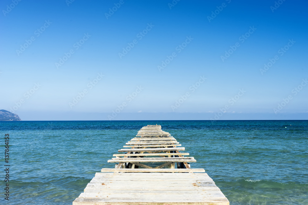 Fototapeta premium Wooden pier